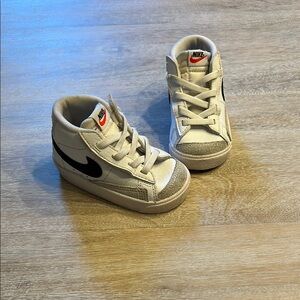 Nike Kids White and Black Sneakers